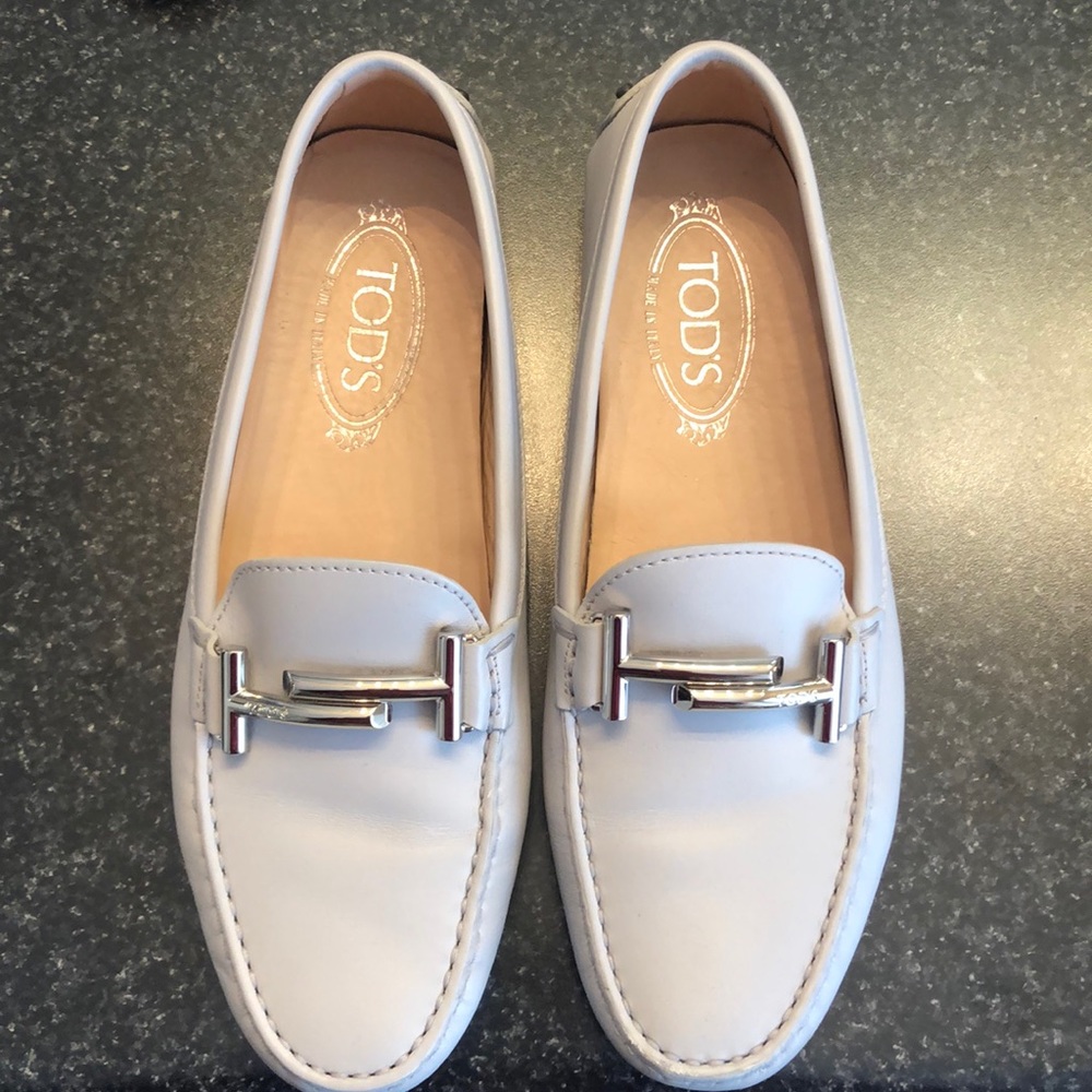 Authentic Tod loafers